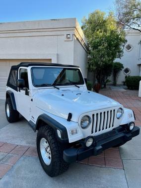 Photo 2 of 9 of 2004 Jeep Wrangler Unlimited